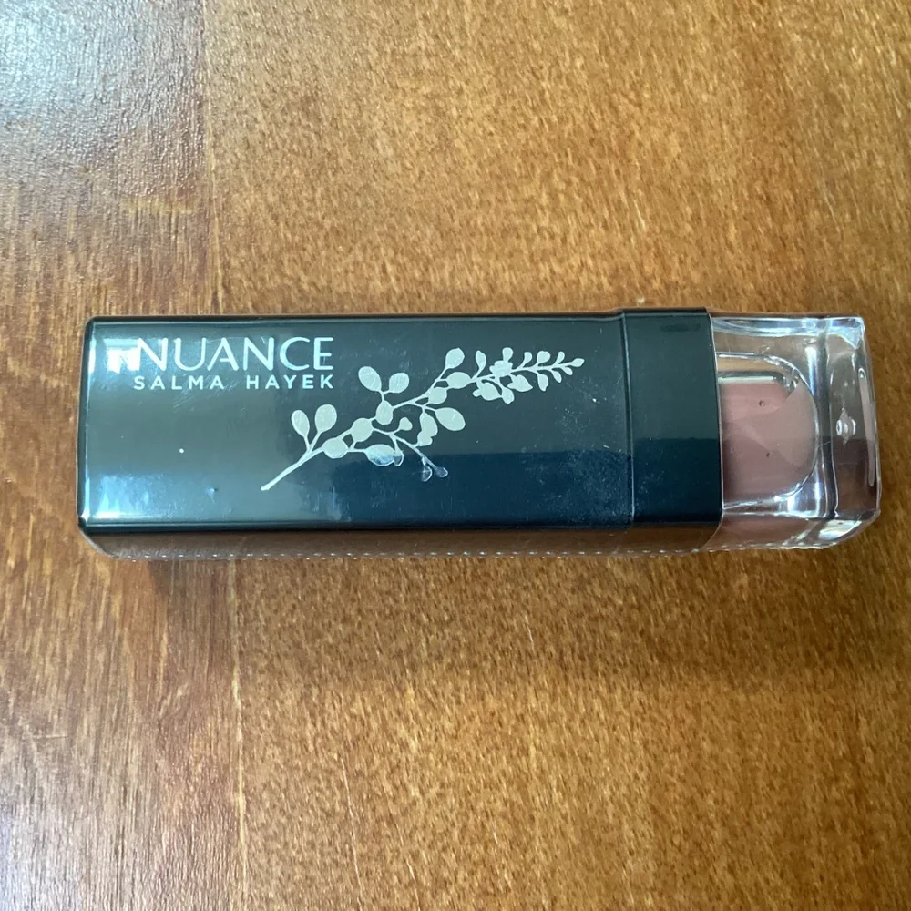 Nuance Salma Hayek True Color Moisture Rich Terra Cotta 615 New/Sealed 0.123 oz